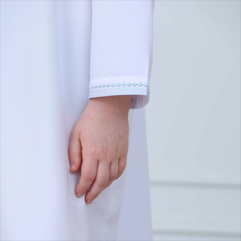 White Kaftan Thobe with Contrast Stitching(MKB025)