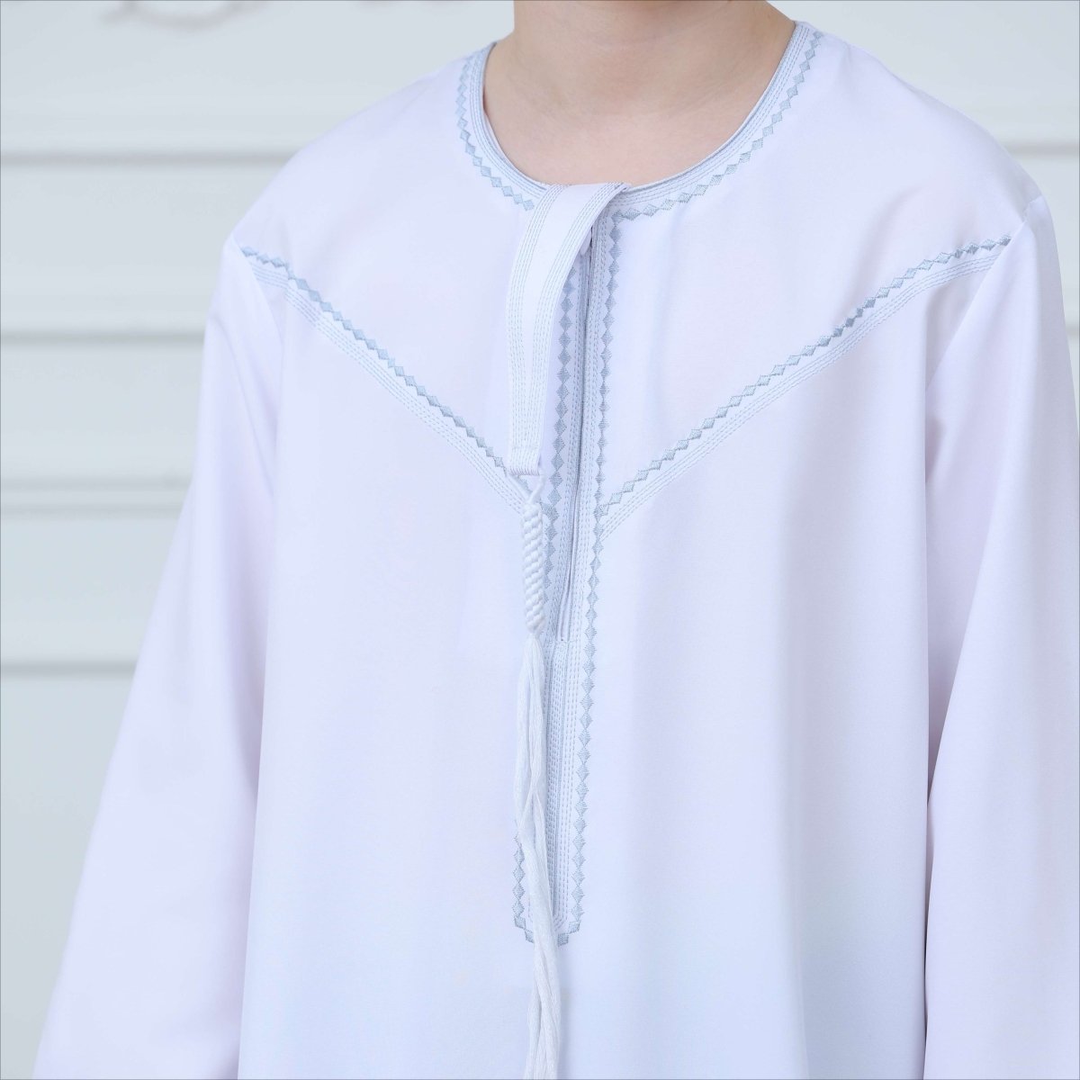 White Kaftan Thobe with Contrast Stitching(MKB025)