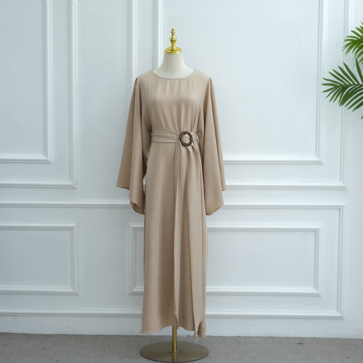 Wide Sleeve Textured Twill Blend Abaya with Belt(MA333)