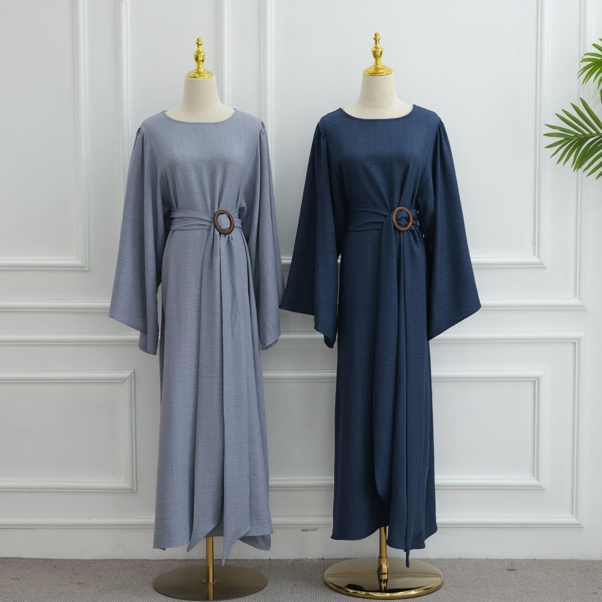 Wide Sleeve Textured Twill Blend Abaya with Belt(MA333)