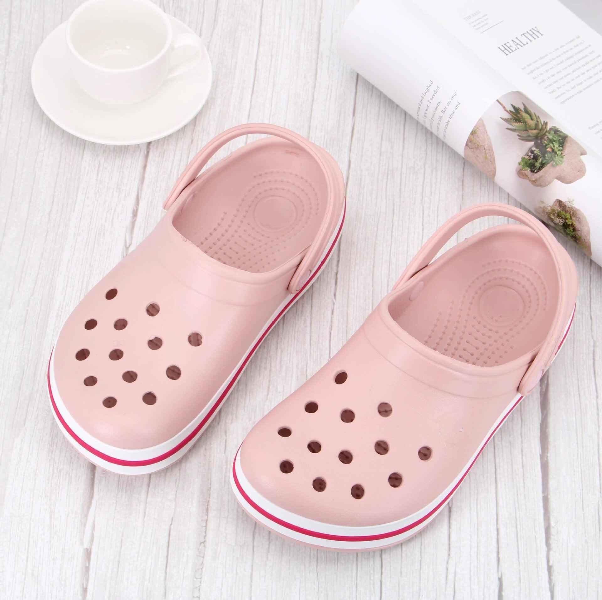 Women Summer Beach Shoes Breathable Garden Clogs Home Shoes Platforms Unisex  Beach Sandals Comfortable Slip On Shoes Lightweight Indoor Outdoor Clogs Shower Water Shoes